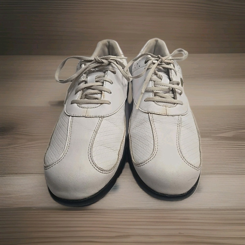 VTG Adidas White Z-Traxion Golf Shoes Oxford Style EVN791003 Size 7.5 F002